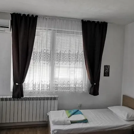 слънчевият ъгъл - The Sunny Corner Pensiune 4*
