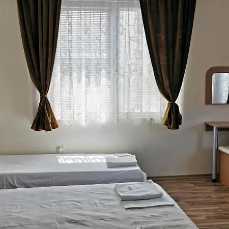 слънчевият ъгъл - The Sunny Corner