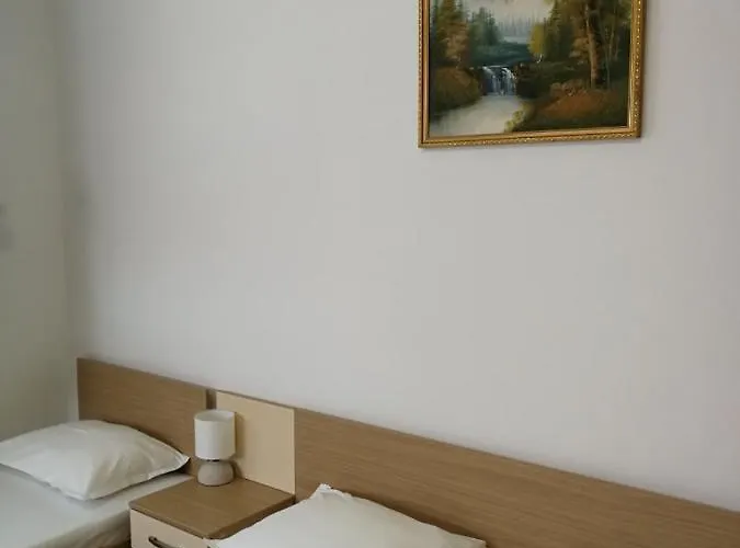 слънчевият ъгъл - The Sunny Corner 招待所 4*
