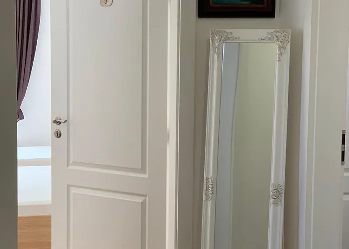 招待所 слънчевият ъгъл - The Sunny Corner 索佐波尔