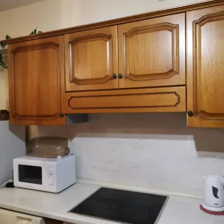 слънчевият ъгъл - The Sunny Corner Guest house