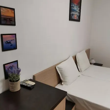 Guest house слънчевият ъгъл - The Sunny Corner 4*