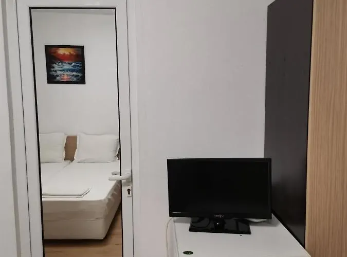 слънчевият ъгъл - The Sunny Corner Guest house 4*