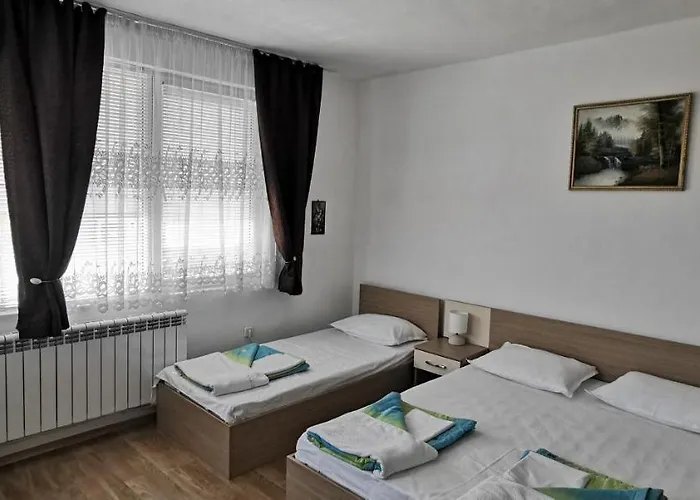 Къща за гости слънчевият ъгъл - The Sunny Corner 4*