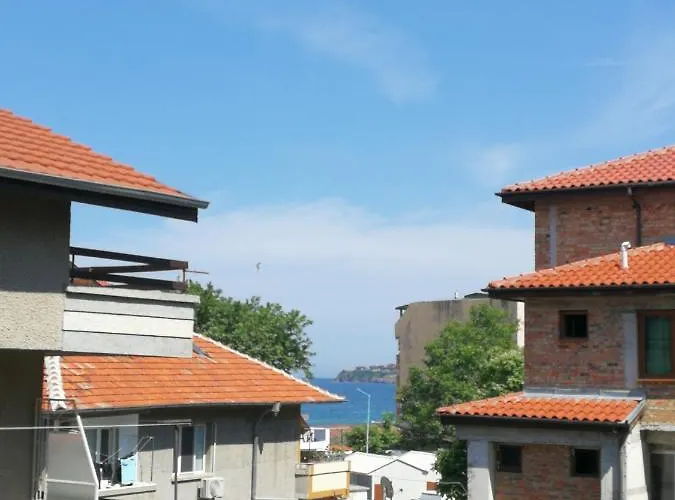 слънчевият ъгъл - The Sunny Corner